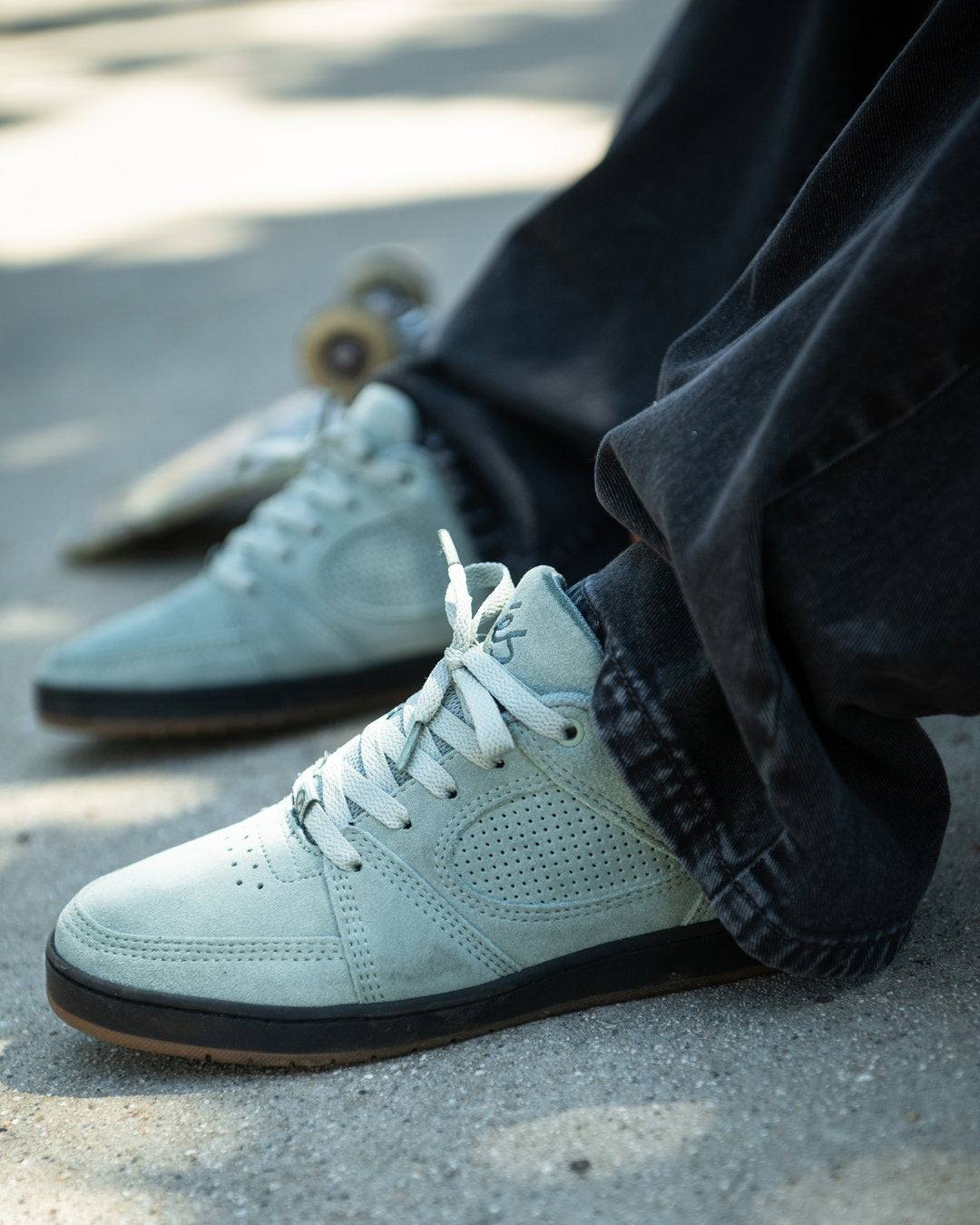 Accel Slim