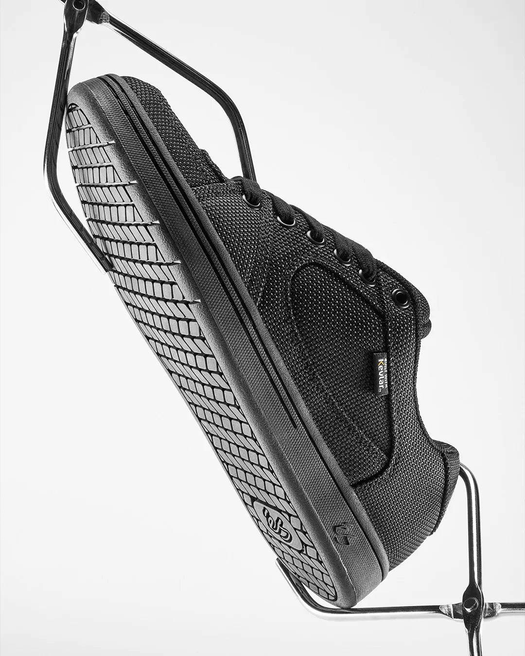 Accel X Kevlar Black – Skate Shoe | éS Skateboarding EU Low-Top Shoe eS Footwear Sneakers Skate Style OG Premium