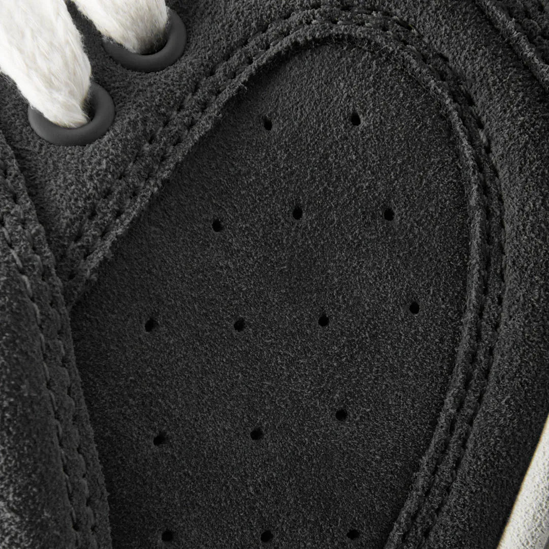 Accel Black/White – Low-Top Men's Shoe | éS Skateboarding EU Low-Top Shoe Es Footwear Sneakers Skate Style OG Premium