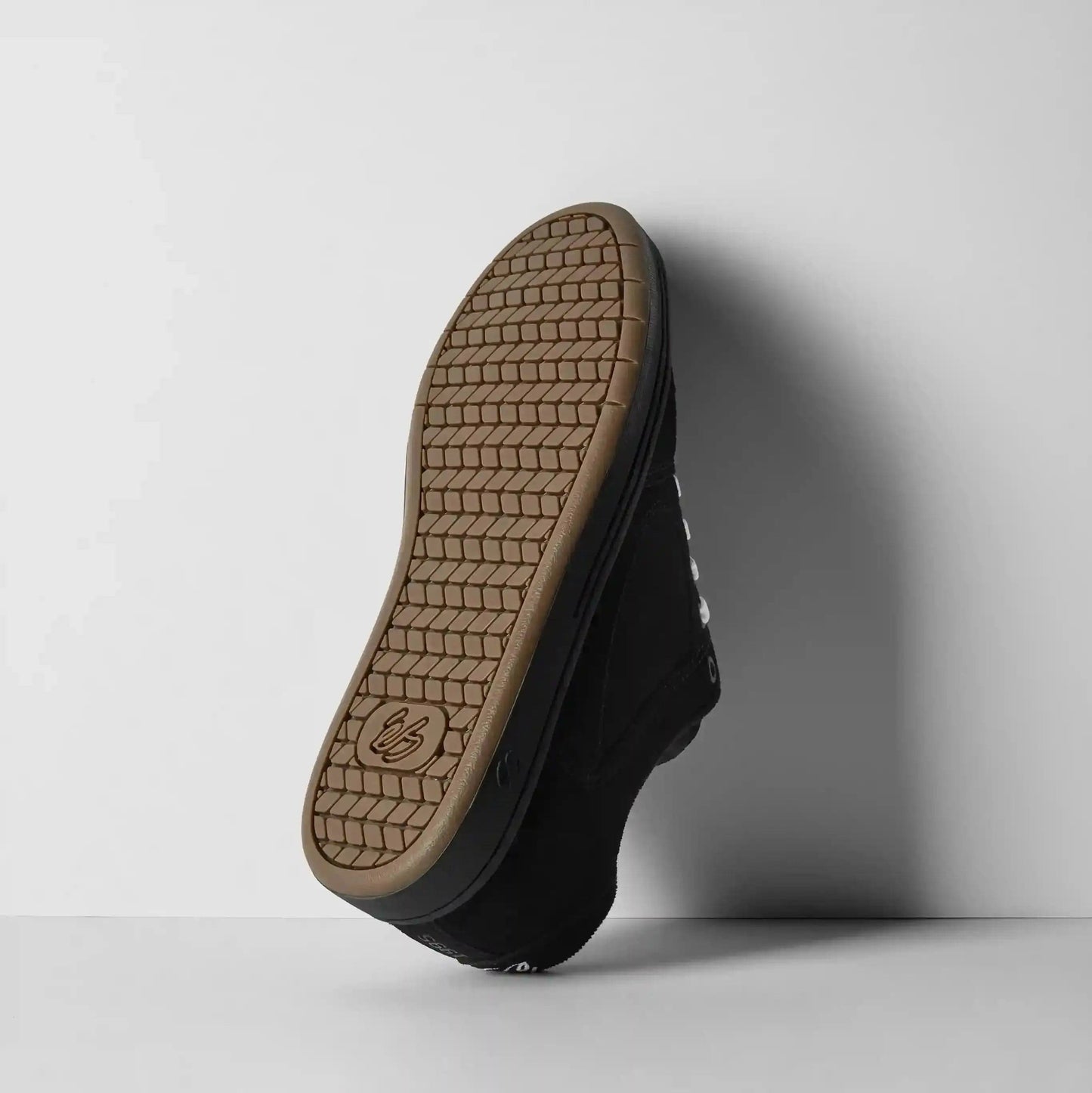 Accel Black – Low-Top Skate Shoe | éS Skateboarding EU Low-Top Shoe eS Footwear Sneakers Skate Style OG Premium