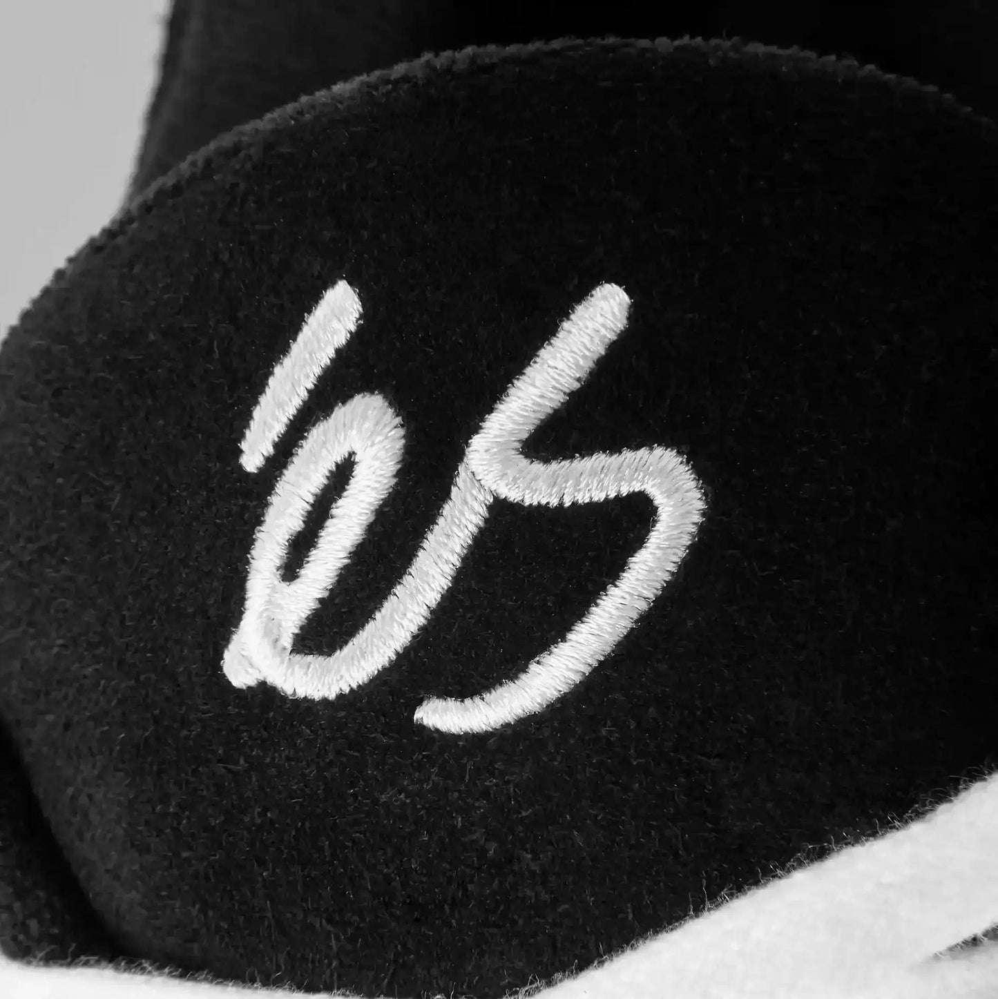 Accel Black – Low-Top Skate Shoe | éS Skateboarding EU Low-Top Shoe eS Footwear Sneakers Skate Style OG Premium